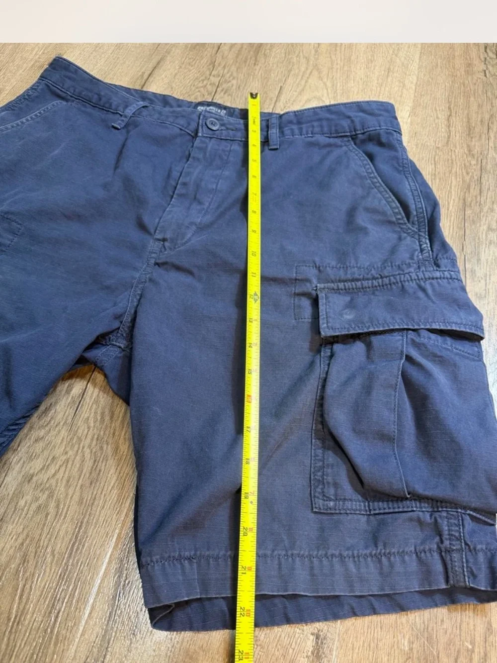 Levis sturdy cargo